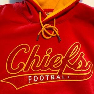 NEW Kansas City Chiefs Hoodie - Men’s Medium - Red Yellow NFL Team Apparel NWT